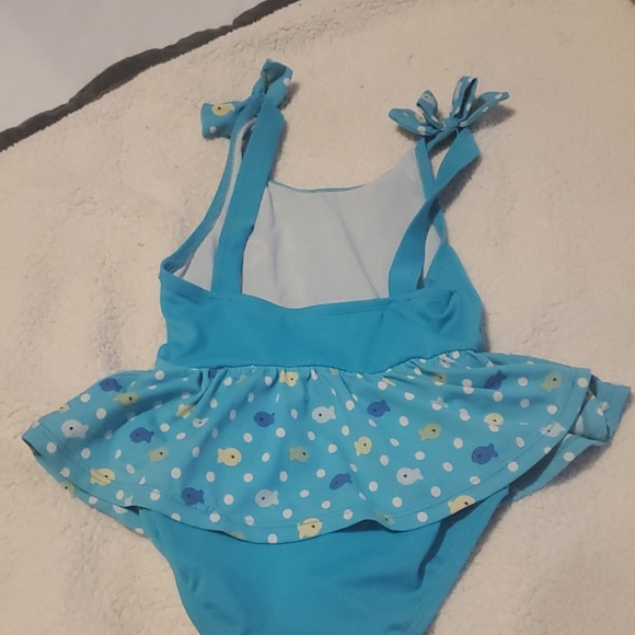 🧸2 for 15🧸Girls 5T one piece swimsuit - Picture 2 of 4